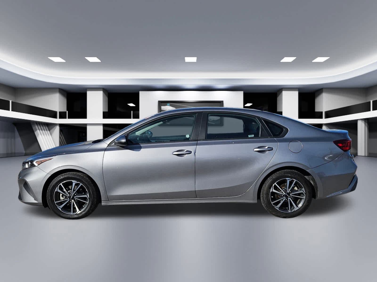 Thumbnail: 2024 Kia Forte - 2