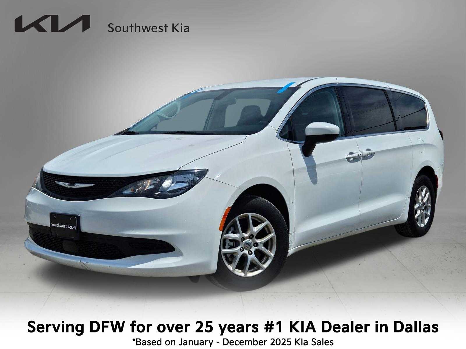 2022 Chrysler Voyager