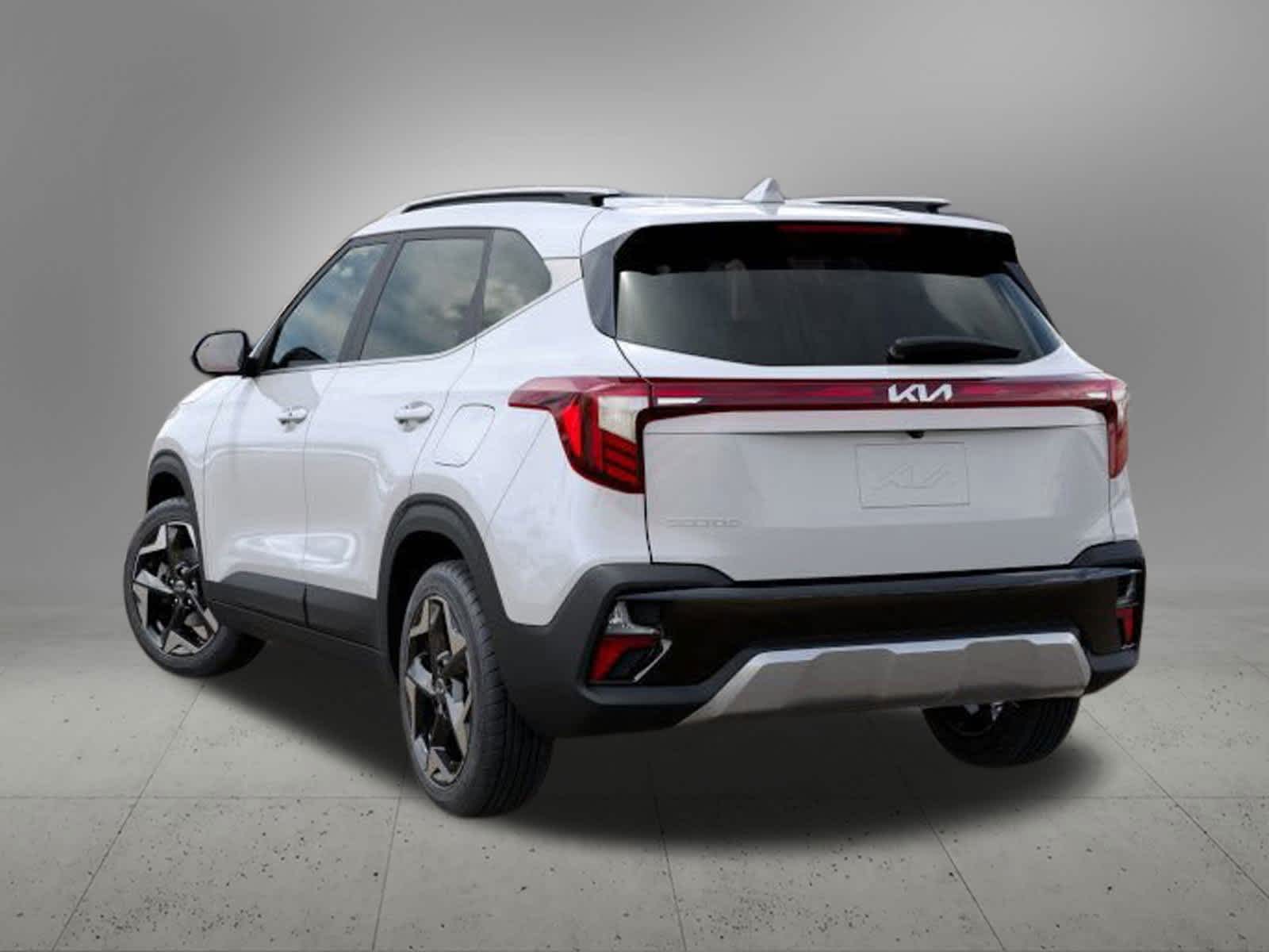 2026 Kia Seltos EX photo 4