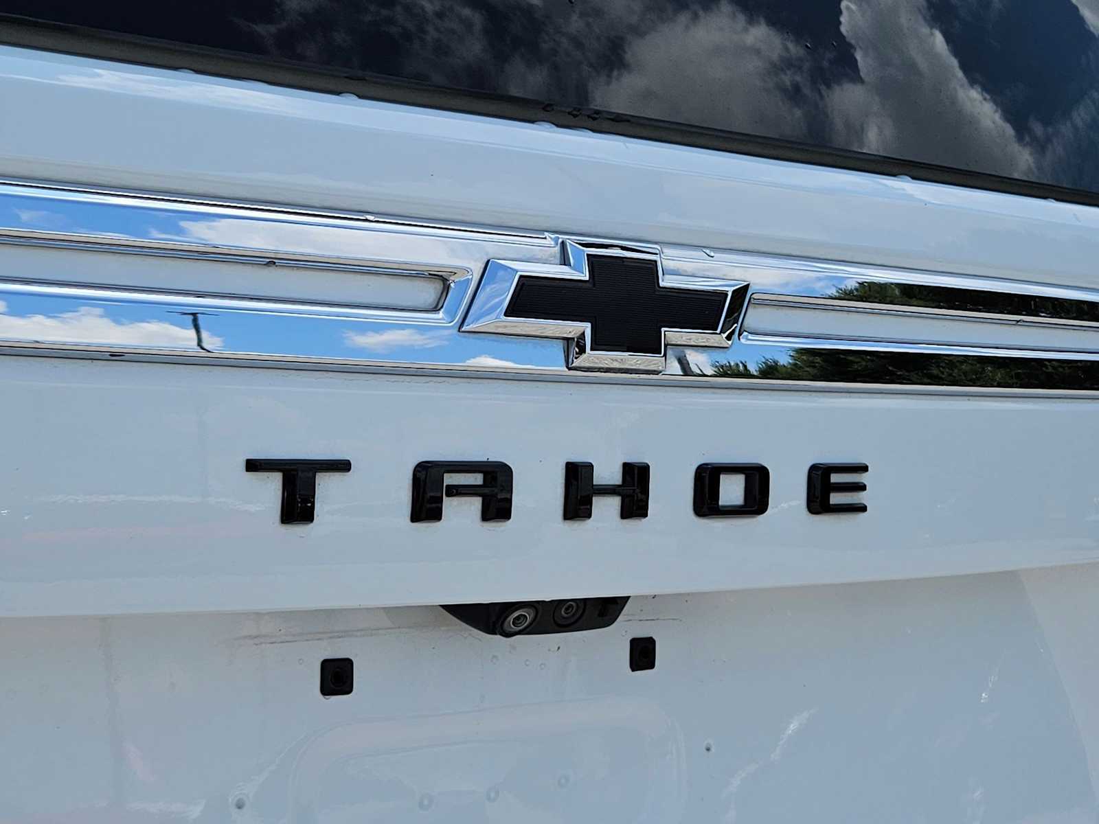 Thumbnail: 2023 Chevrolet Tahoe - 12
