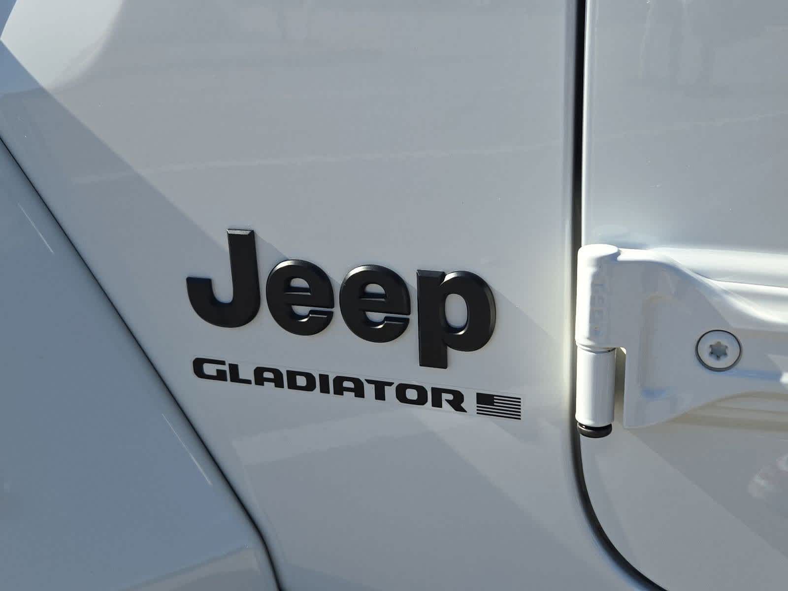 Thumbnail: 2023 Jeep Gladiator - 10