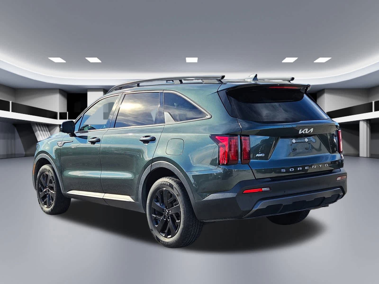 Thumbnail: 2022 Kia Sorento - 3