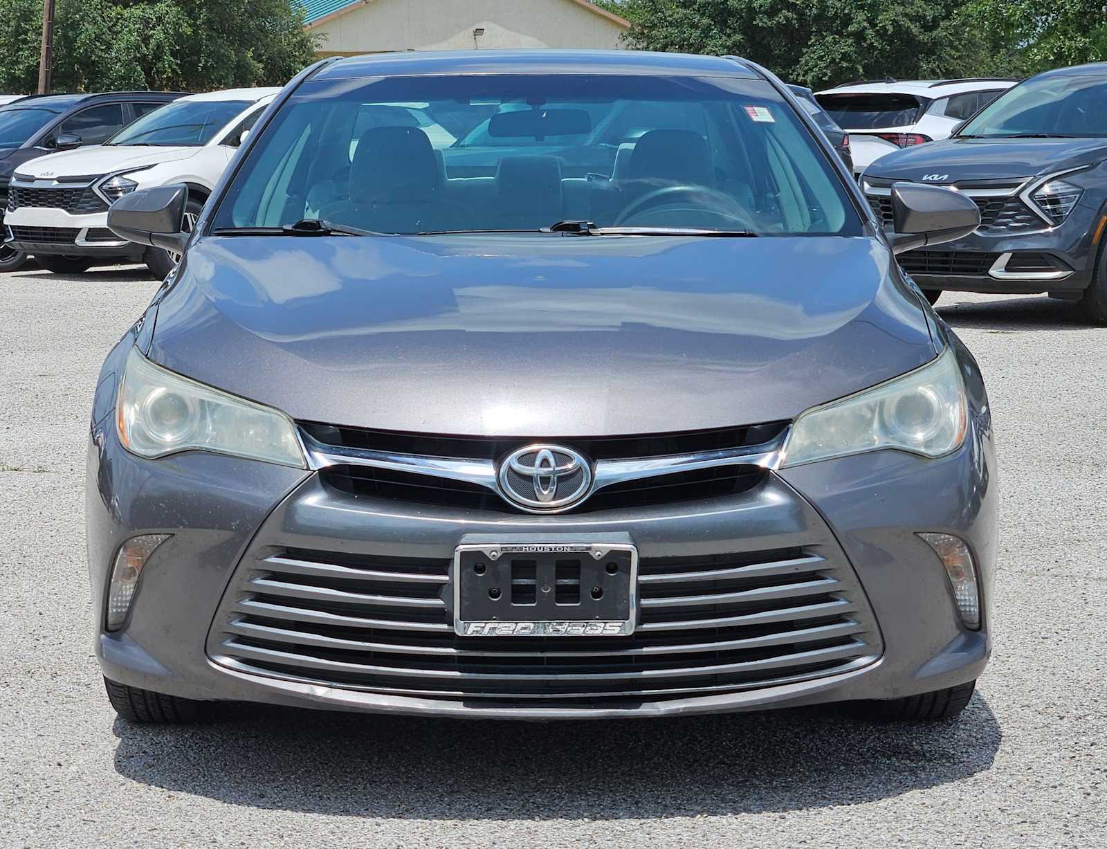2016 Toyota Camry LE 8