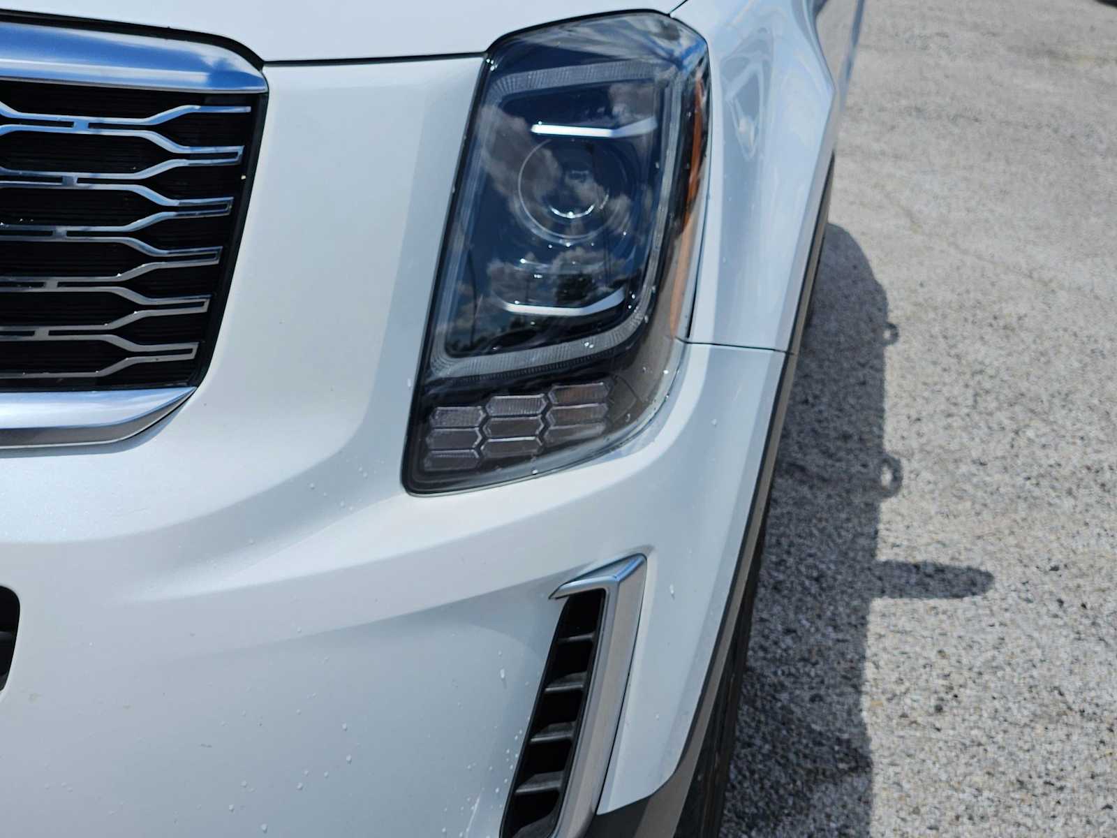 Thumbnail: 2020 Kia Telluride - 10