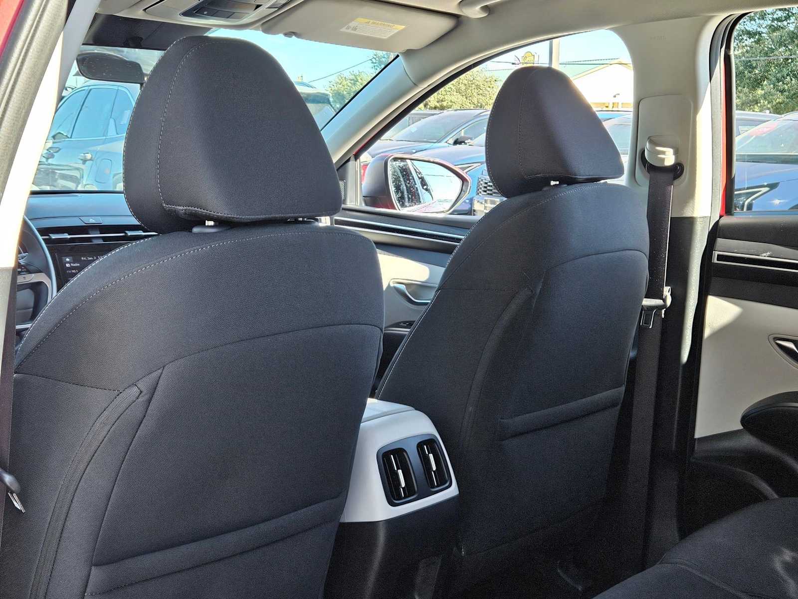 Thumbnail: 2022 Hyundai Tucson - 18