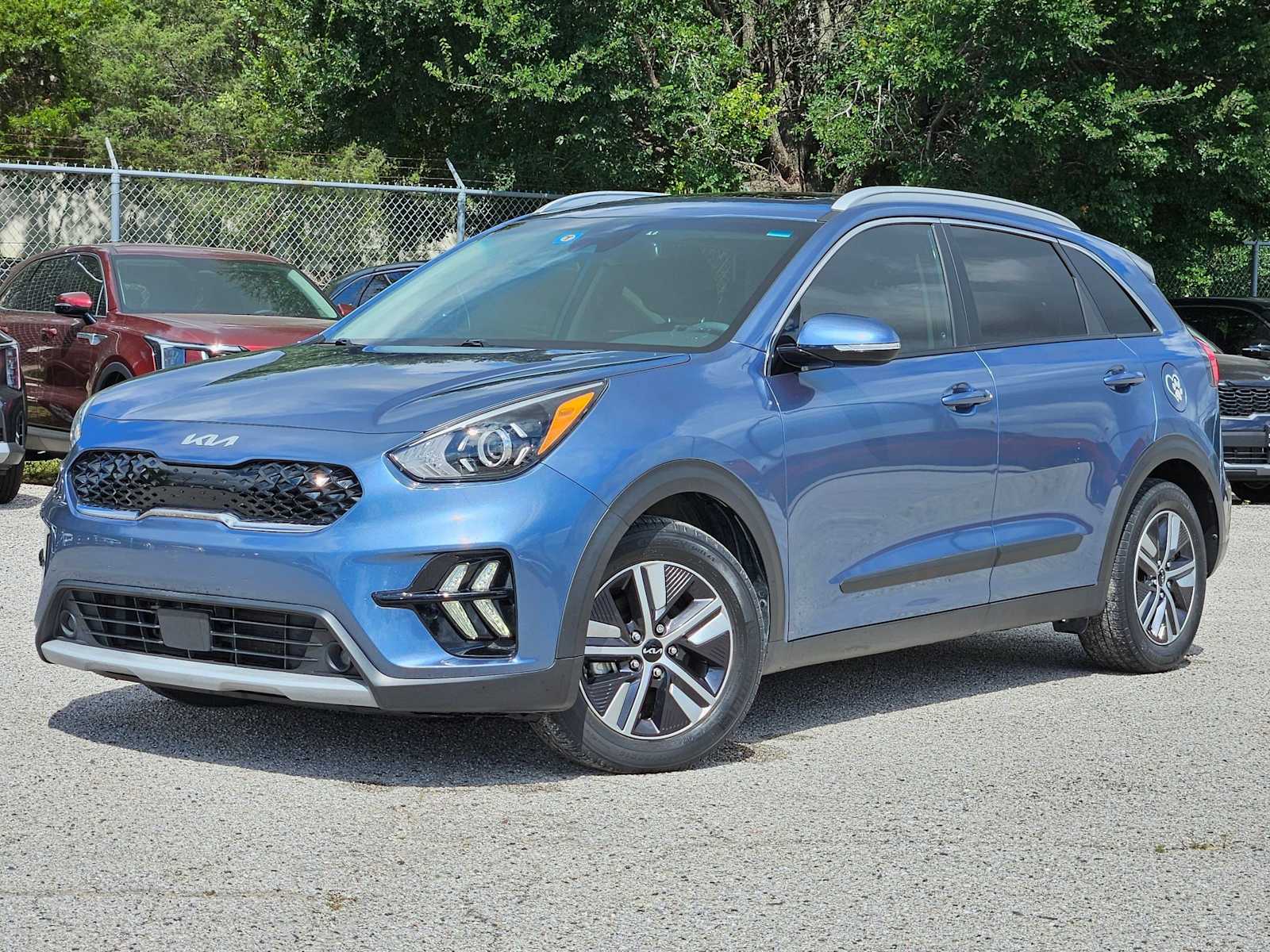 Thumbnail: 2022 Kia Niro - 1