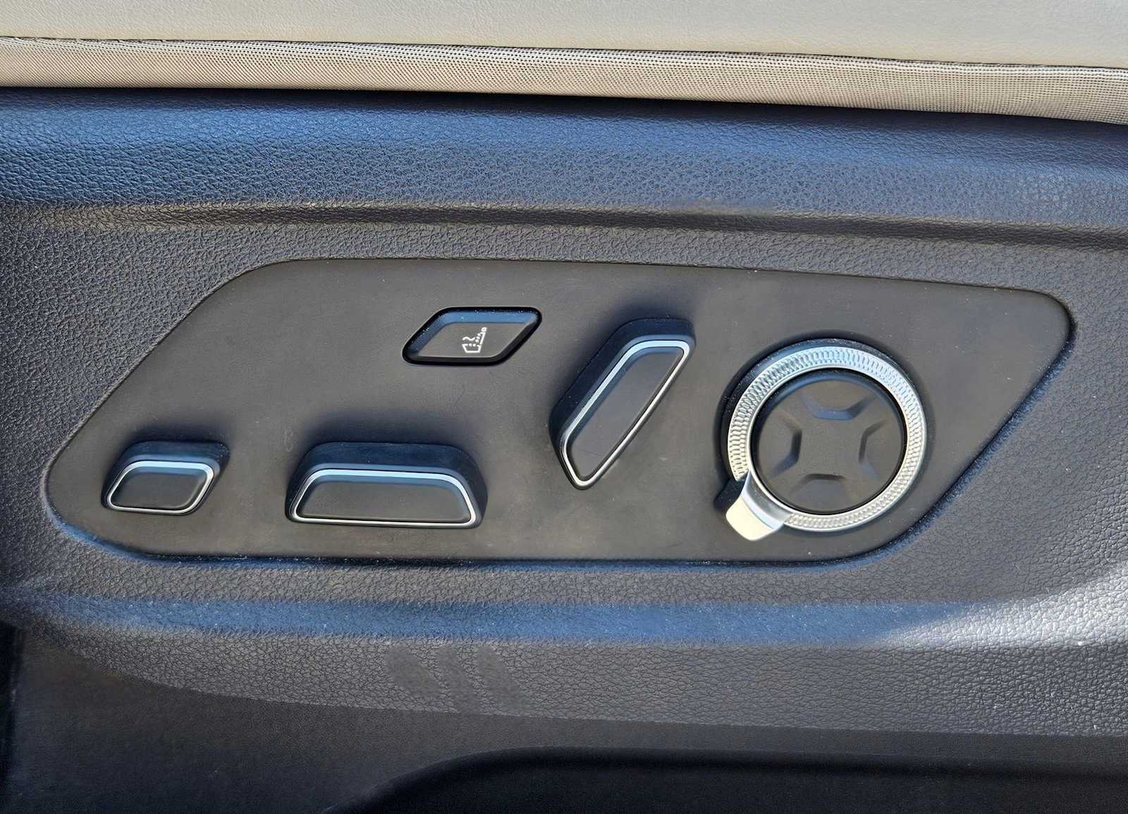 Thumbnail: 2024 Hyundai Palisade - 16