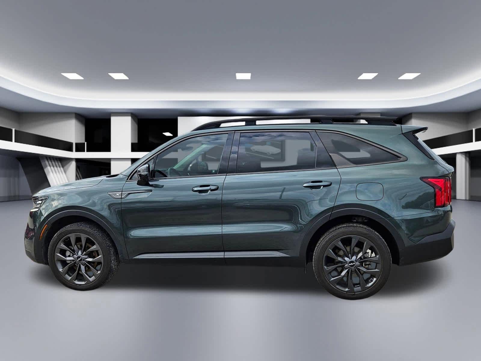Thumbnail: 2023 Kia Sorento - 3