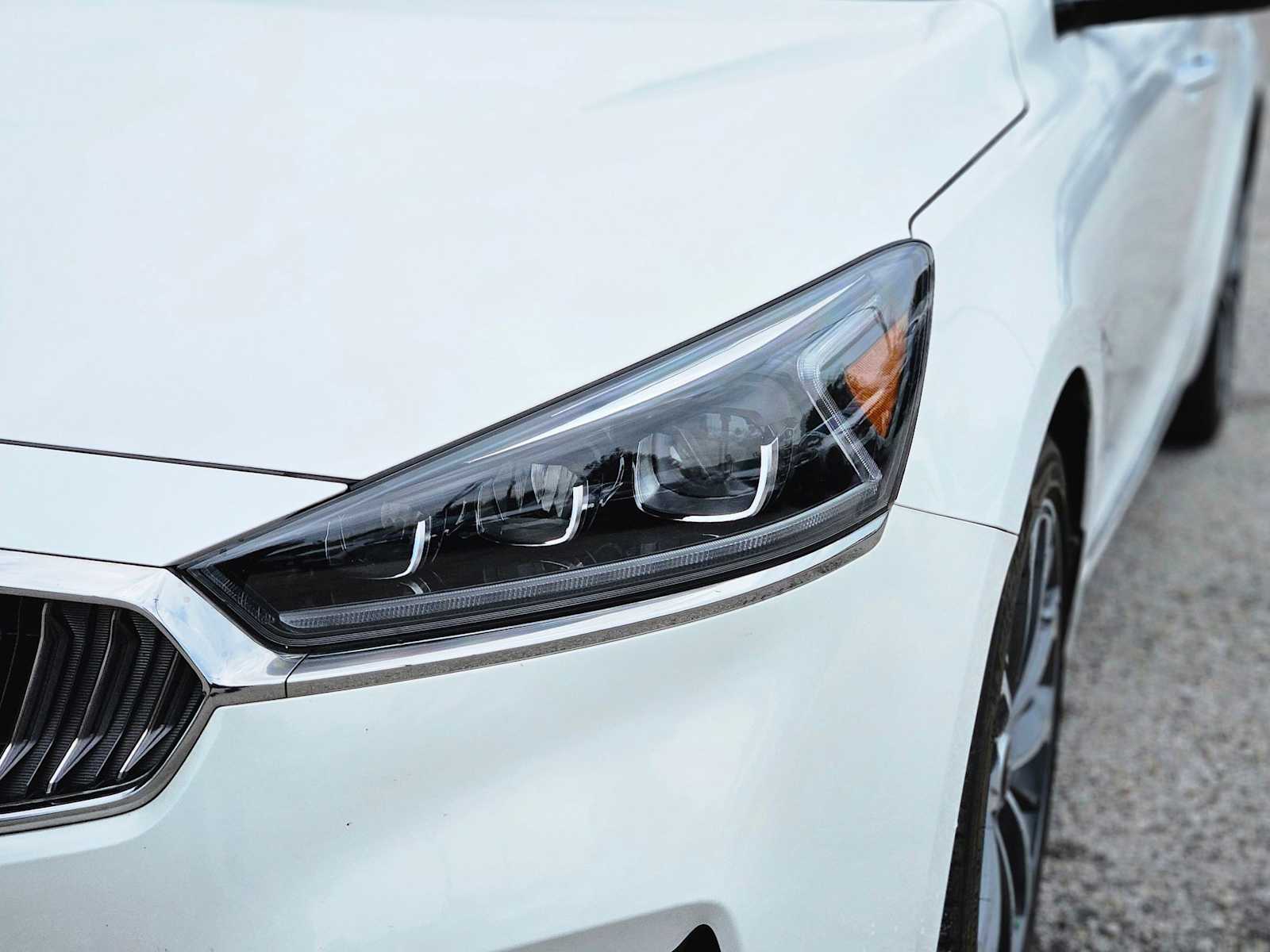 2019 Kia Cadenza Technology 11