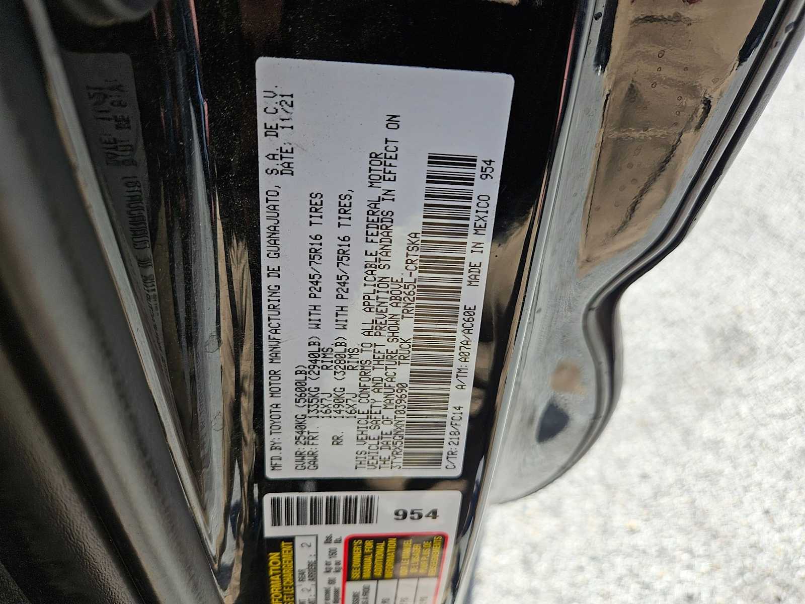 Thumbnail: 2022 Toyota Tacoma - 27