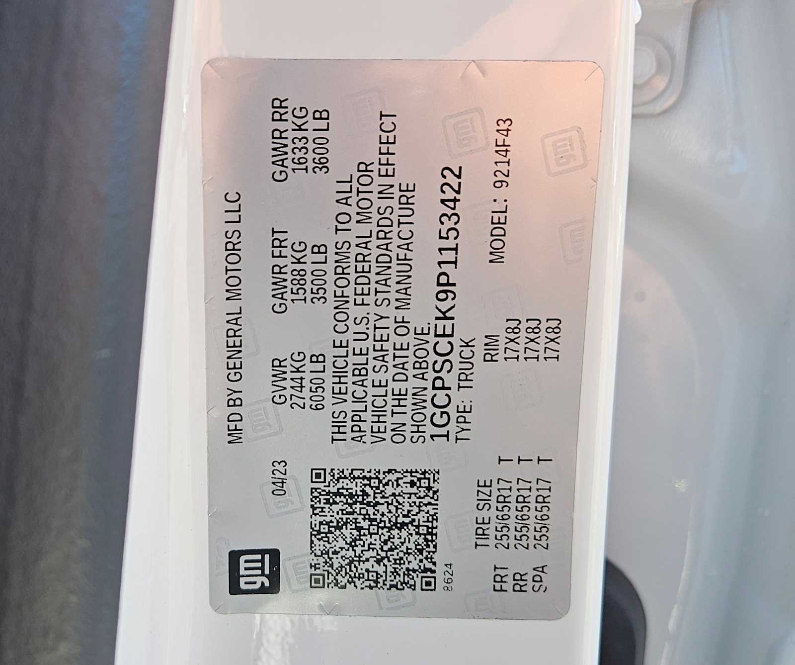 Thumbnail: 2023 Chevrolet Colorado - 27