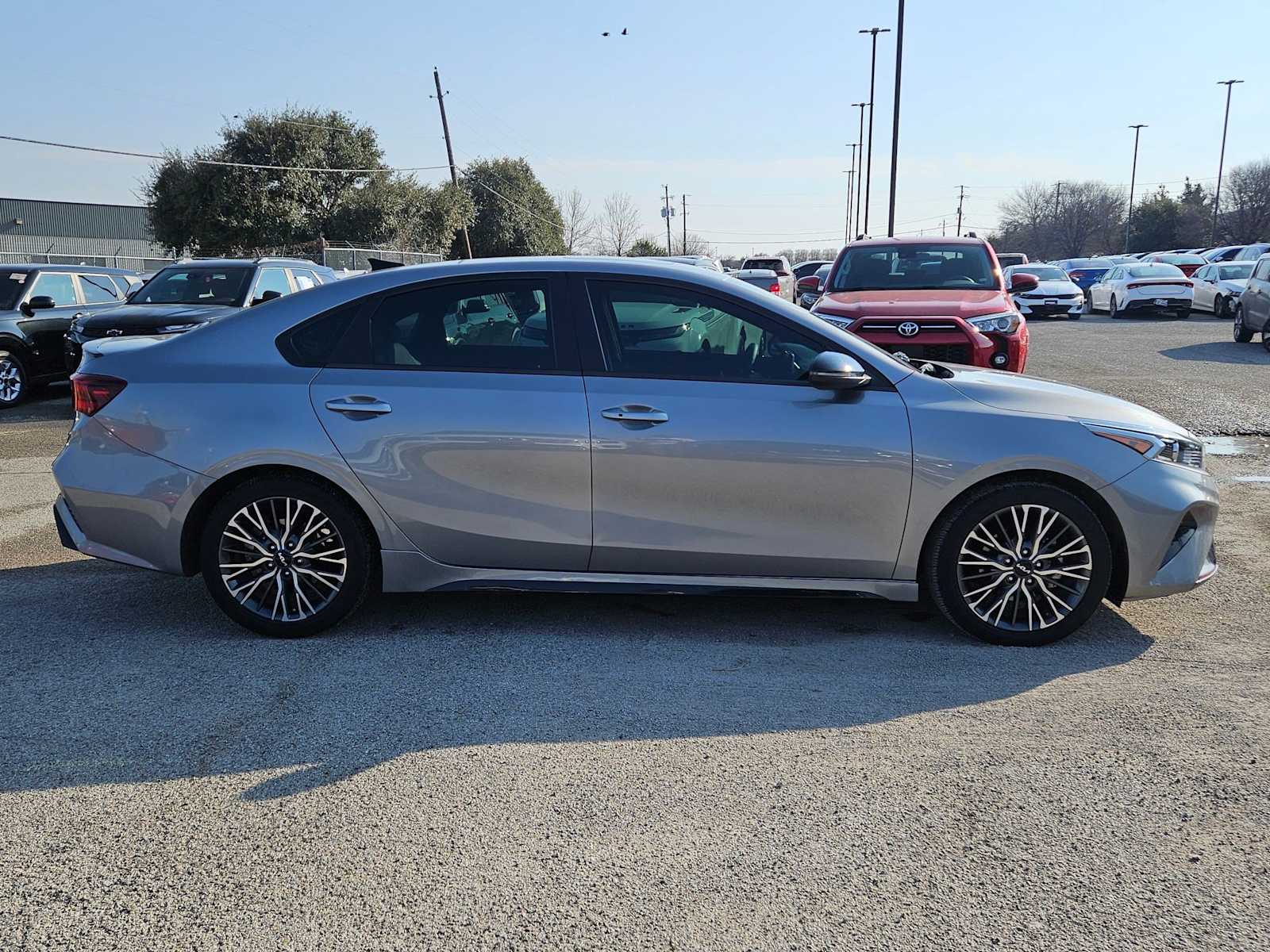 Thumbnail: 2024 Kia Forte - 7