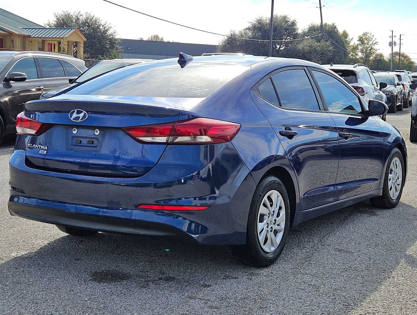 Thumbnail: 2017 Hyundai Elantra - 5