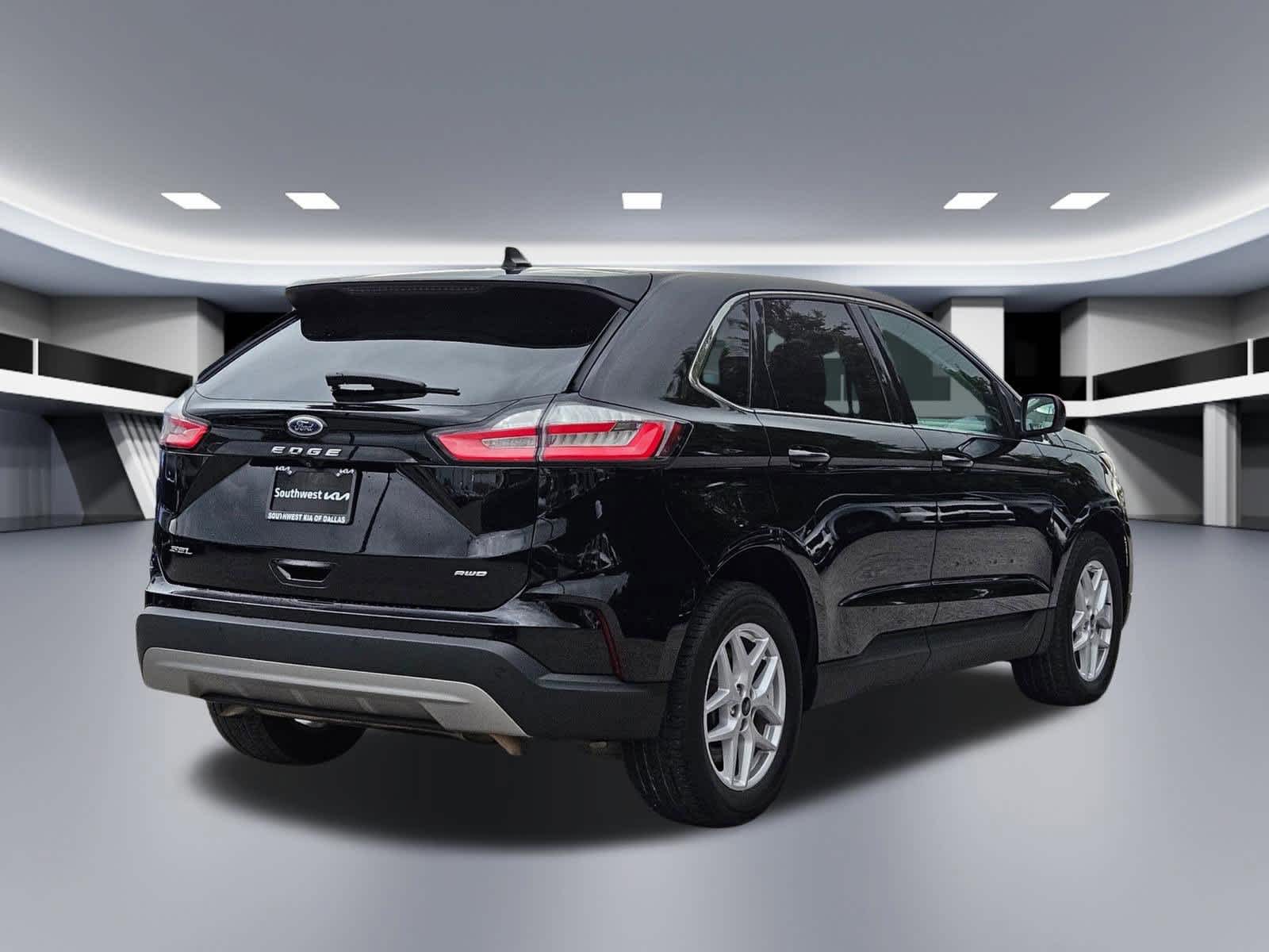 Thumbnail: 2021 Ford Edge - 6