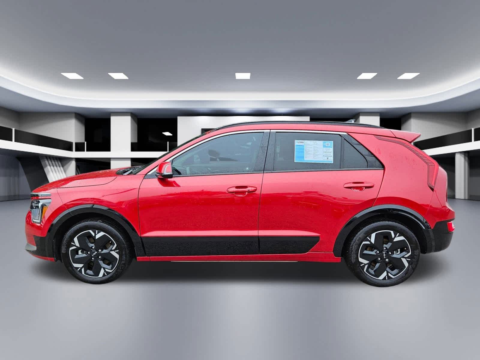 Thumbnail: 2023 Kia Niro - 3
