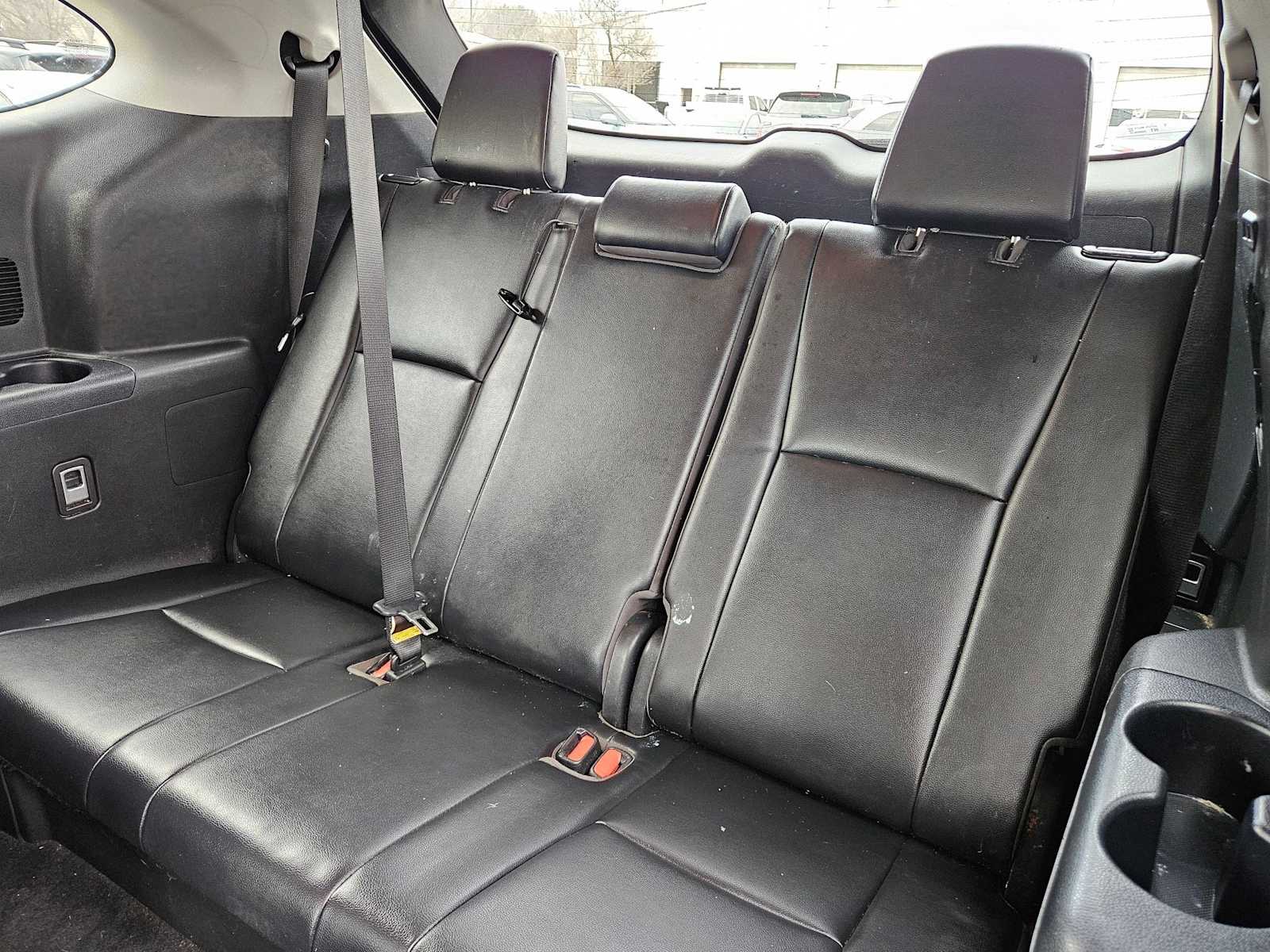 Thumbnail: 2021 Toyota Highlander - 19