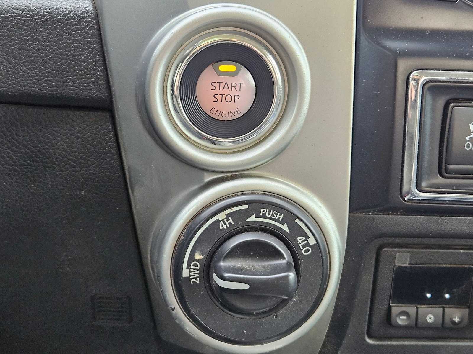 Thumbnail: 2018 Nissan Titan - 26