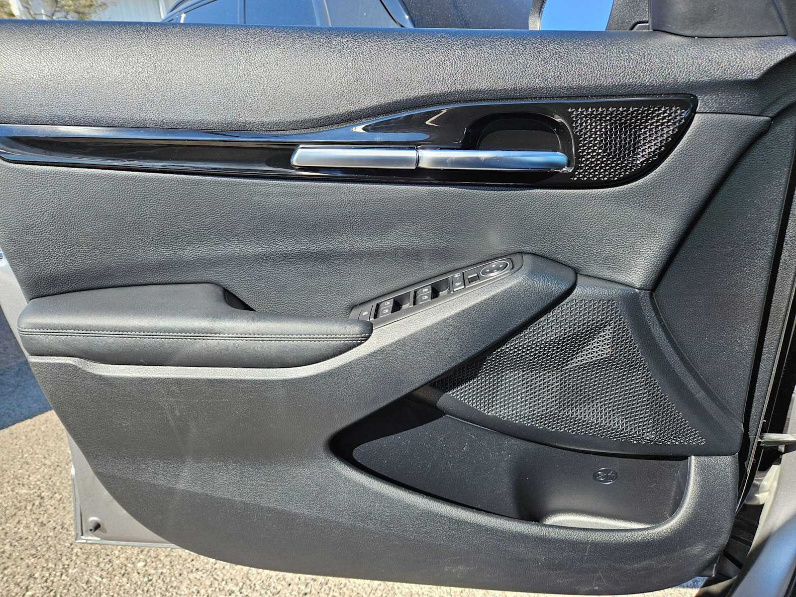 Thumbnail: 2024 Kia Seltos - 15