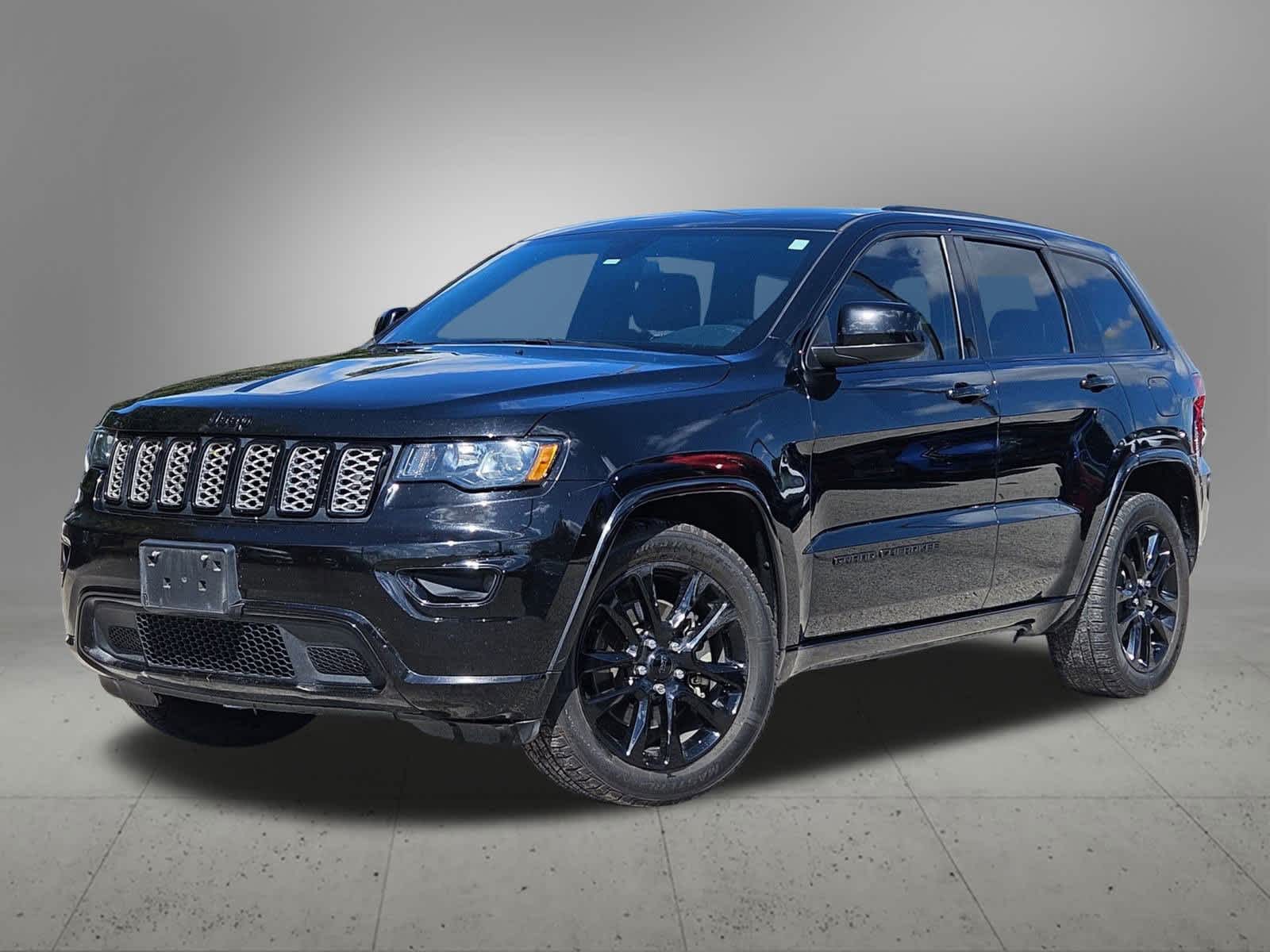 Thumbnail: 2021 Jeep Grand Cherokee - 1