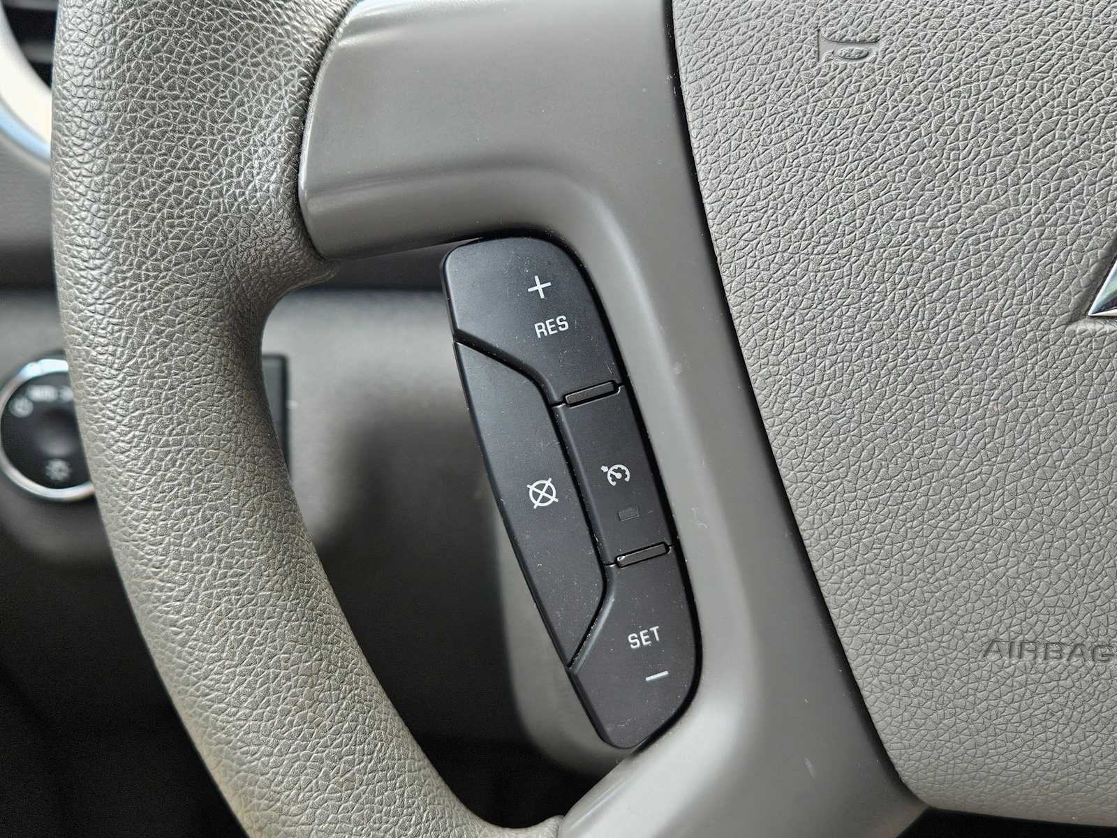 Thumbnail: 2014 Chevrolet Traverse - 27