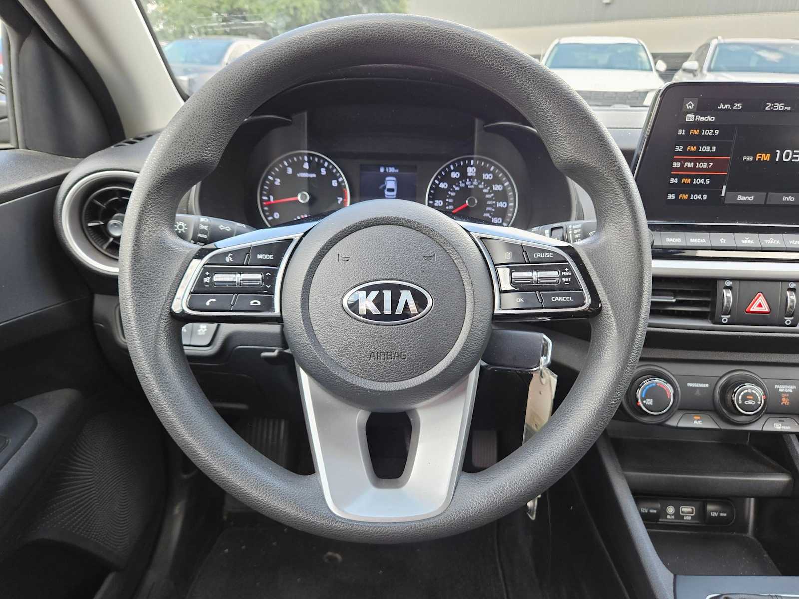 Thumbnail: 2021 Kia Forte - 20