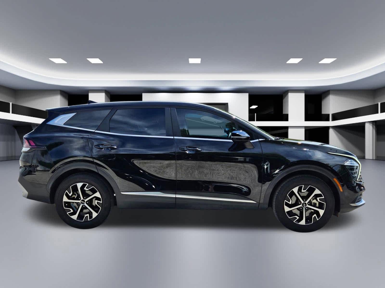 Thumbnail: 2025 Kia Sportage - 7