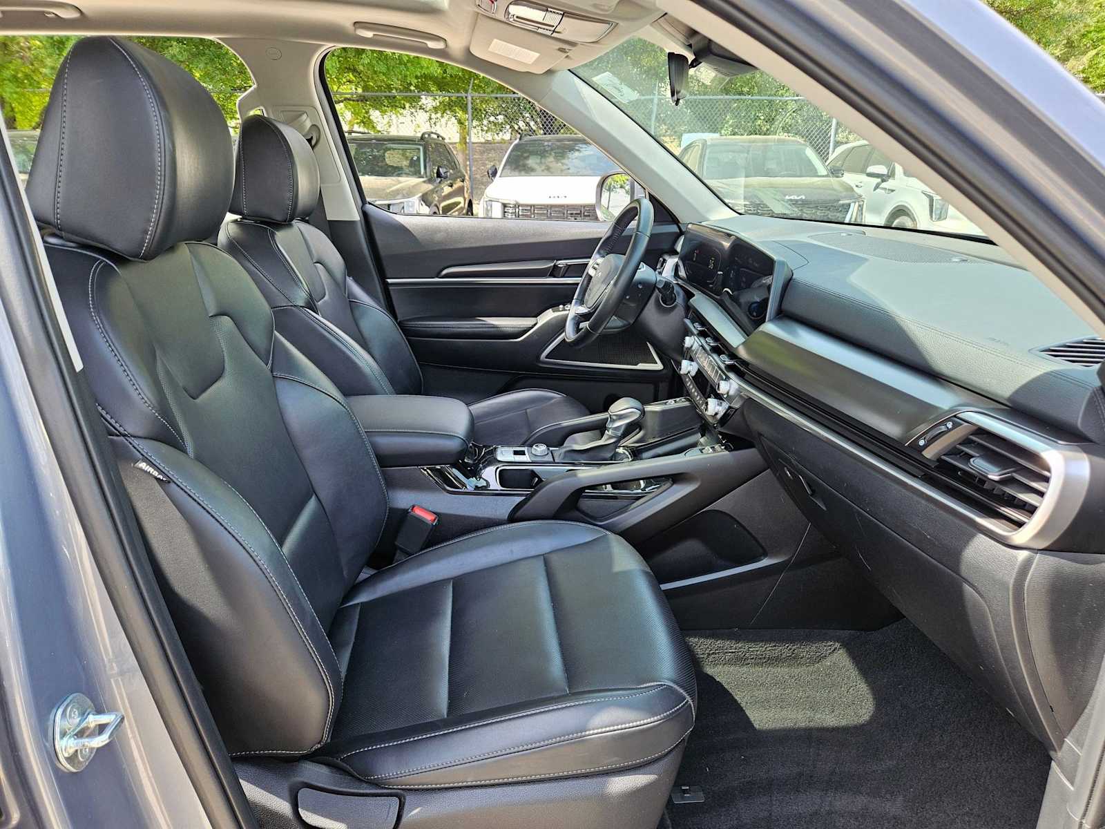 Thumbnail: 2025 Kia Telluride - 20