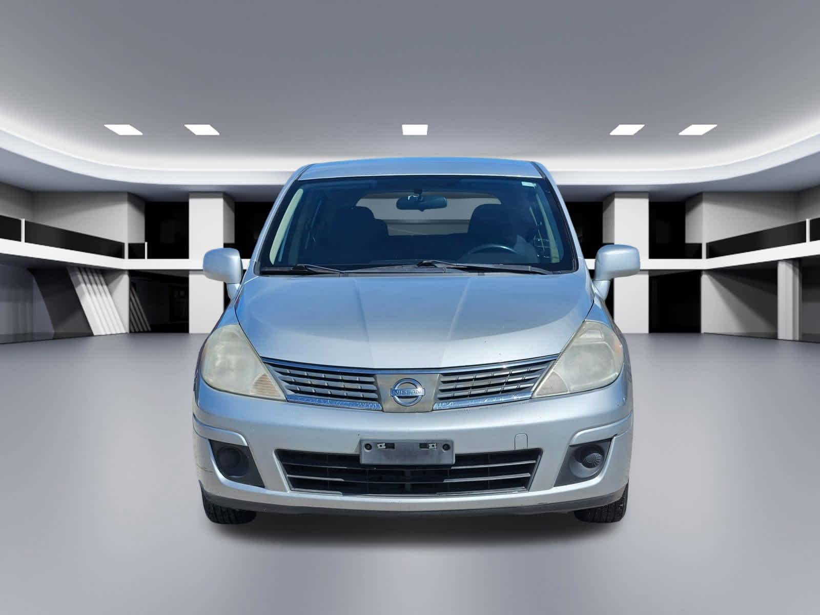 Thumbnail: 2009 Nissan Versa - 8