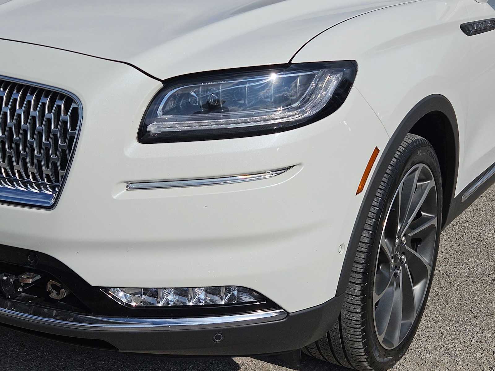 Thumbnail: 2022 Lincoln Nautilus - 10