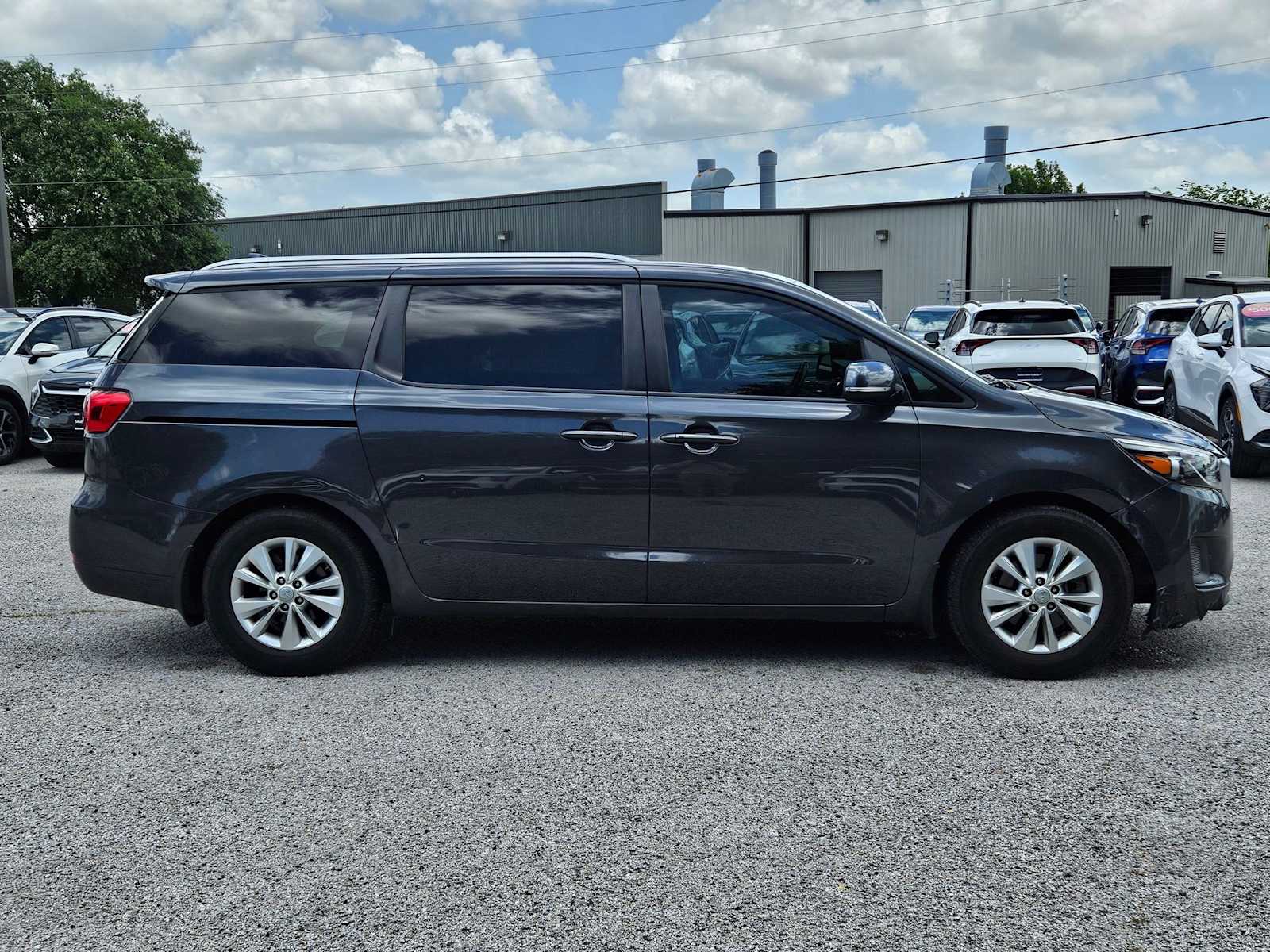 Thumbnail: 2017 Kia Sedona - 7