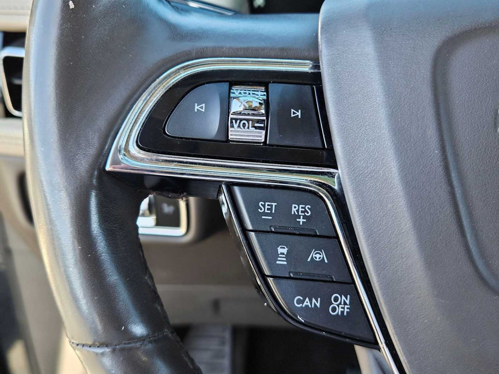 Thumbnail: 2022 Lincoln Nautilus - 23