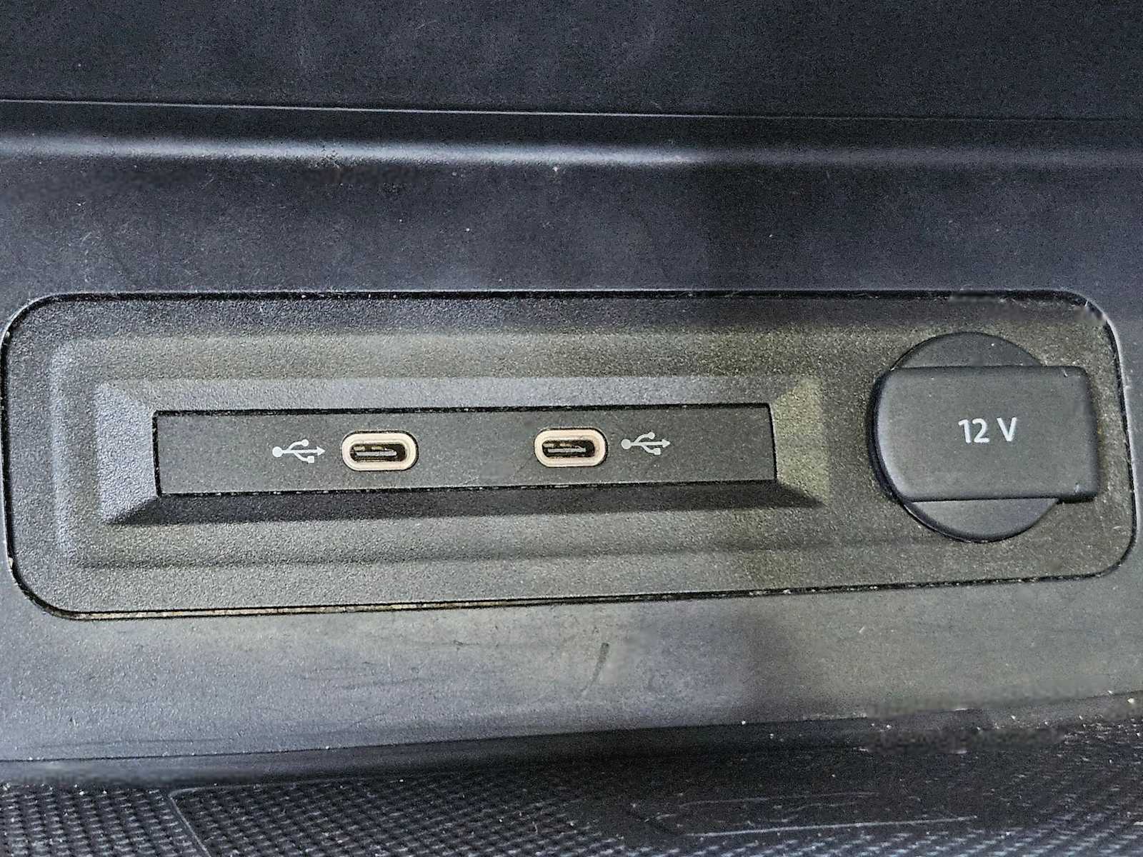 Thumbnail: 2022 Volkswagen Atlas - 31