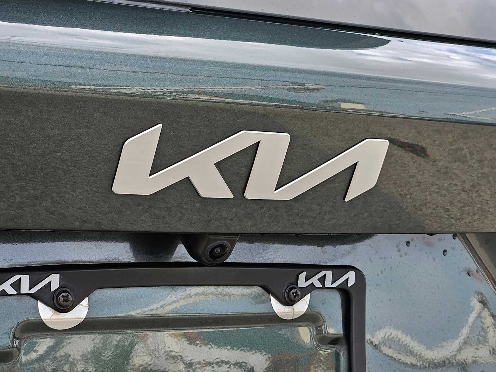 Thumbnail: 2023 Kia Sorento - 11