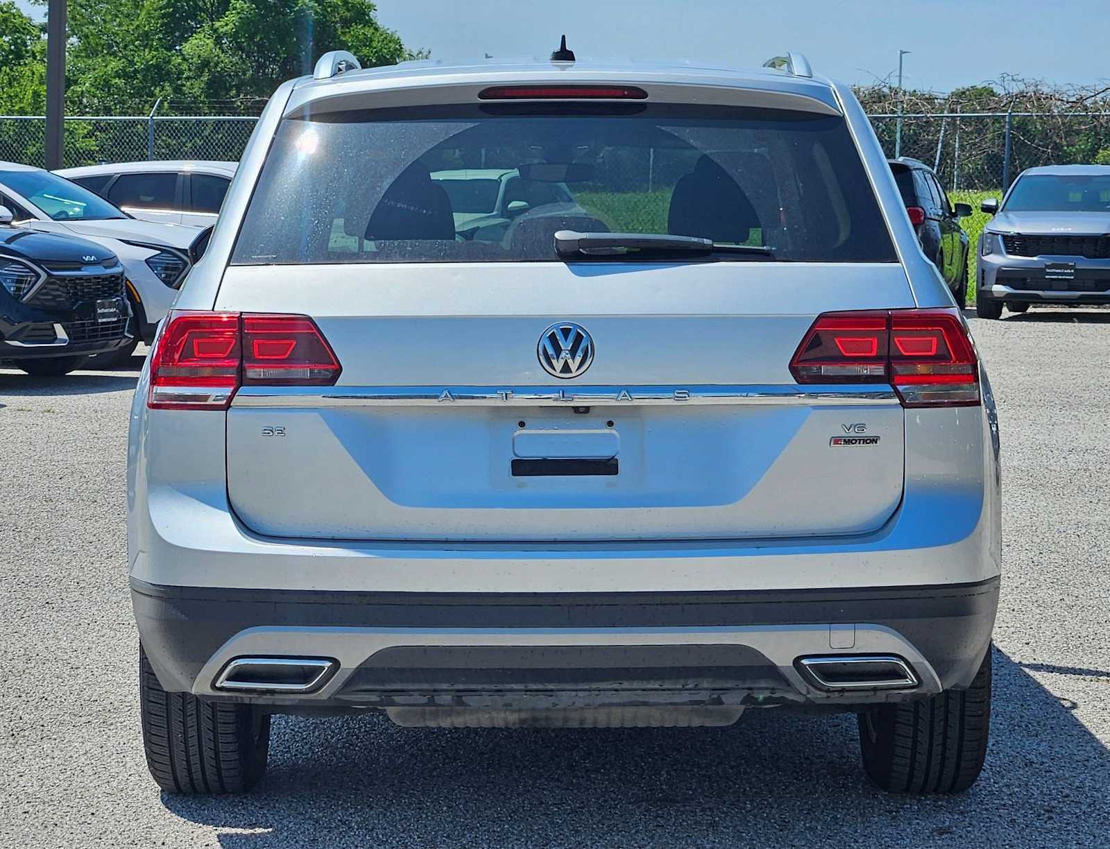 2018 Volkswagen Atlas SE 4