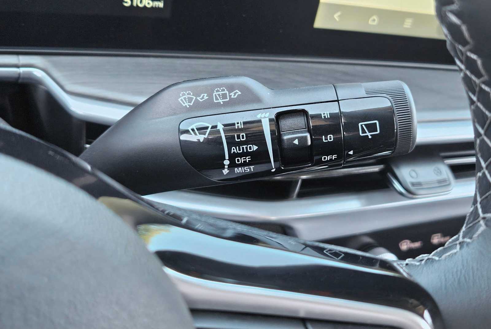 Thumbnail: 2024 Kia Sorento - 28