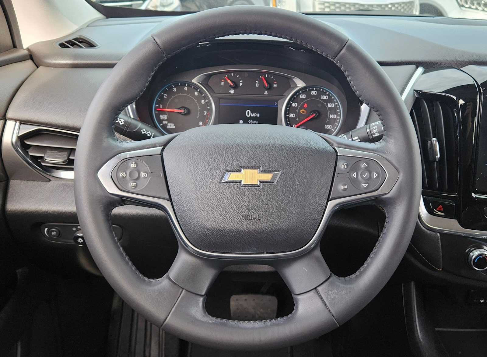 Thumbnail: 2020 Chevrolet Traverse - 24