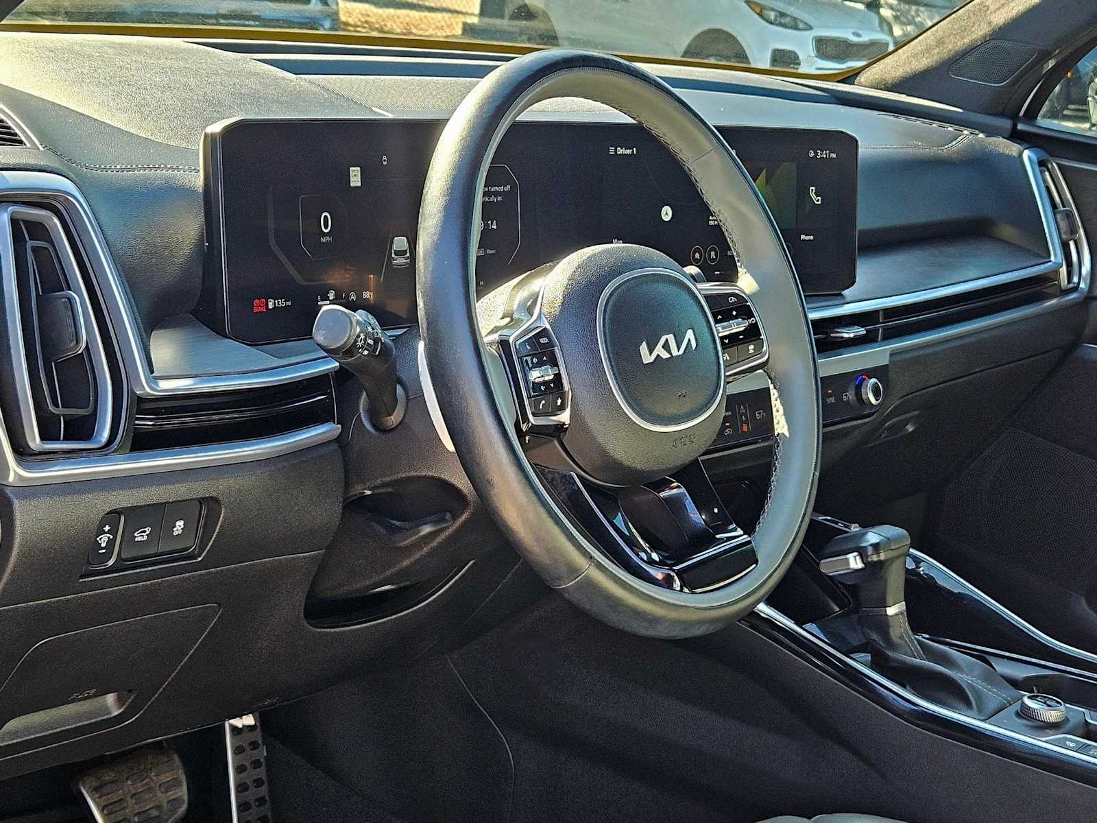 Thumbnail: 2024 Kia Sorento - 2