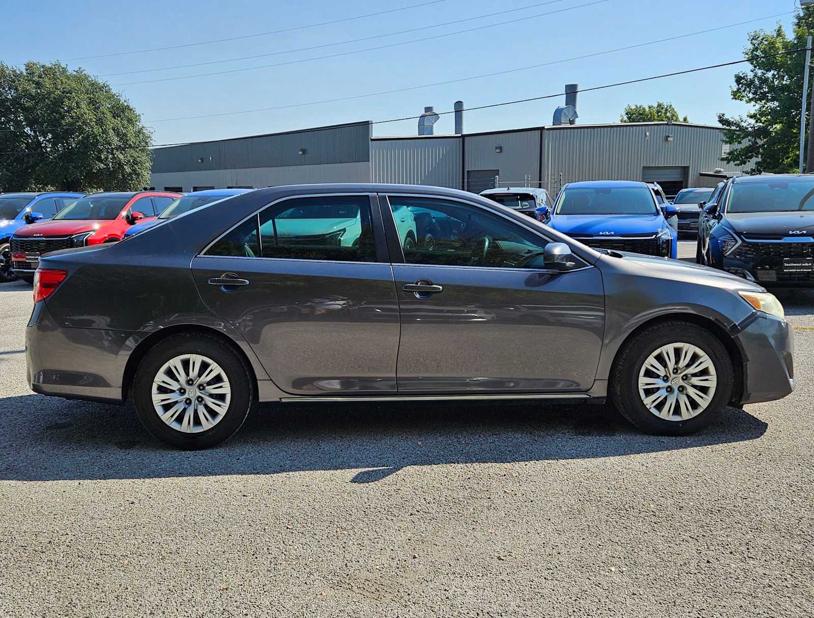 Thumbnail: 2013 Toyota Camry - 6
