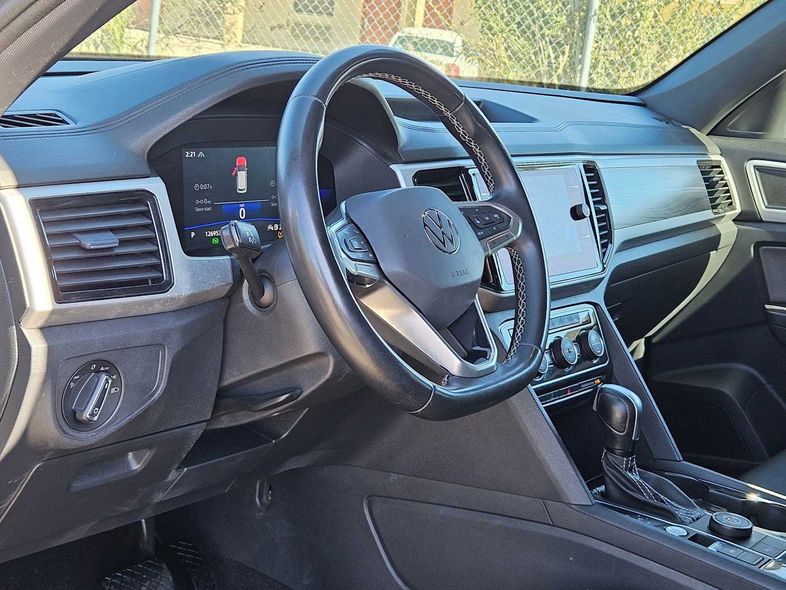 Thumbnail: 2022 Volkswagen Atlas - 2