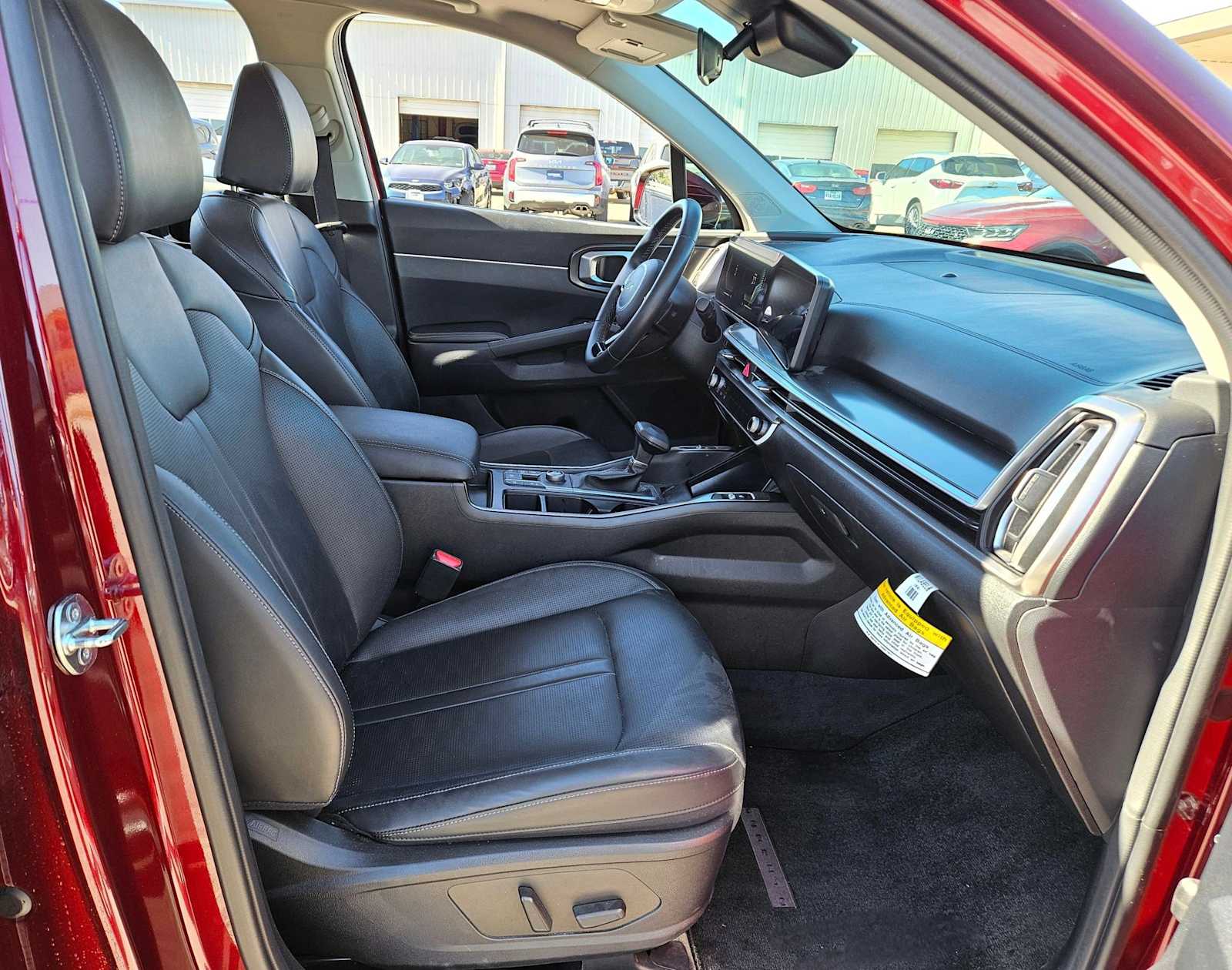 Thumbnail: 2024 Kia Sorento - 21