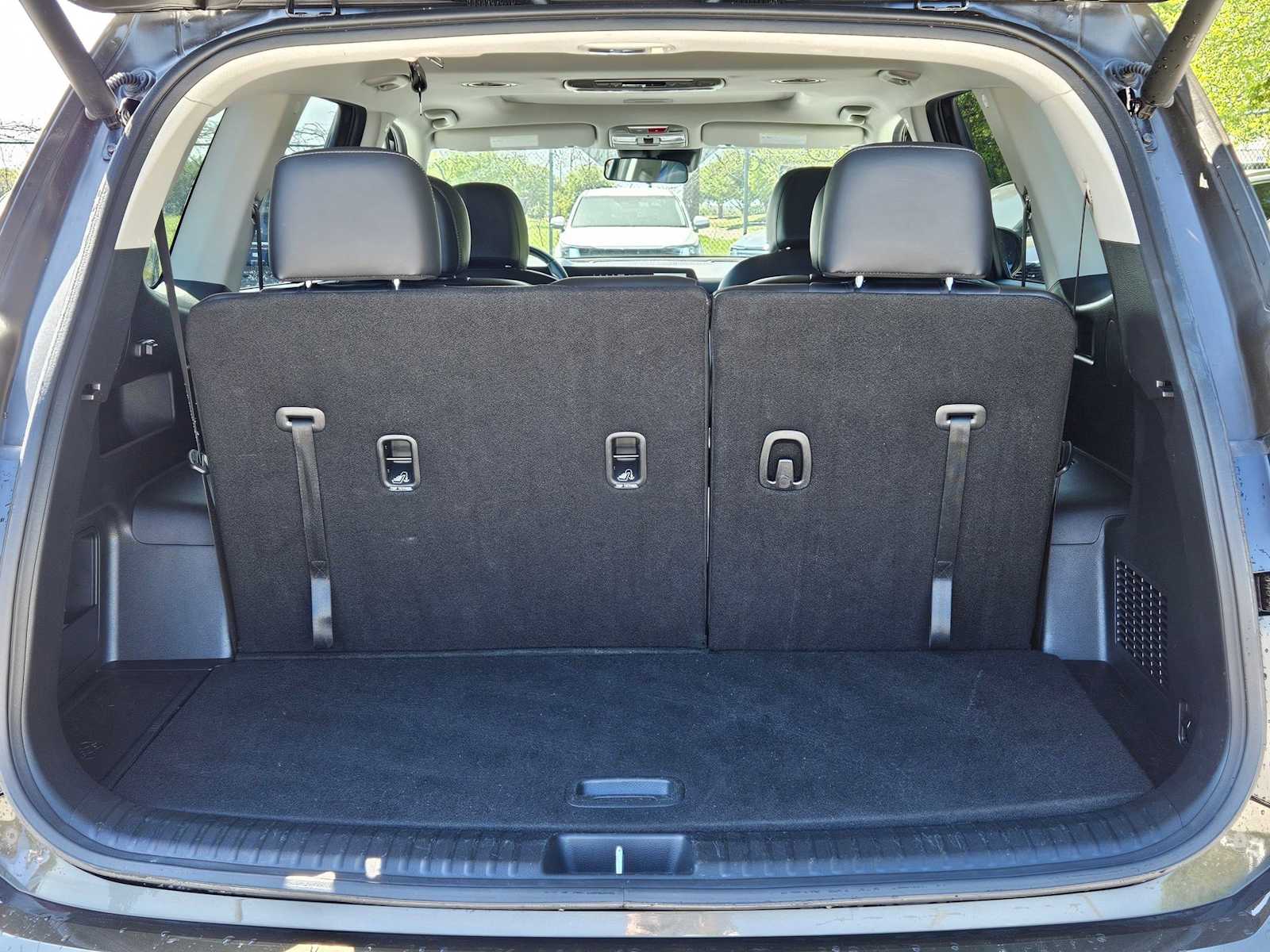 Thumbnail: 2025 Kia Telluride - 17