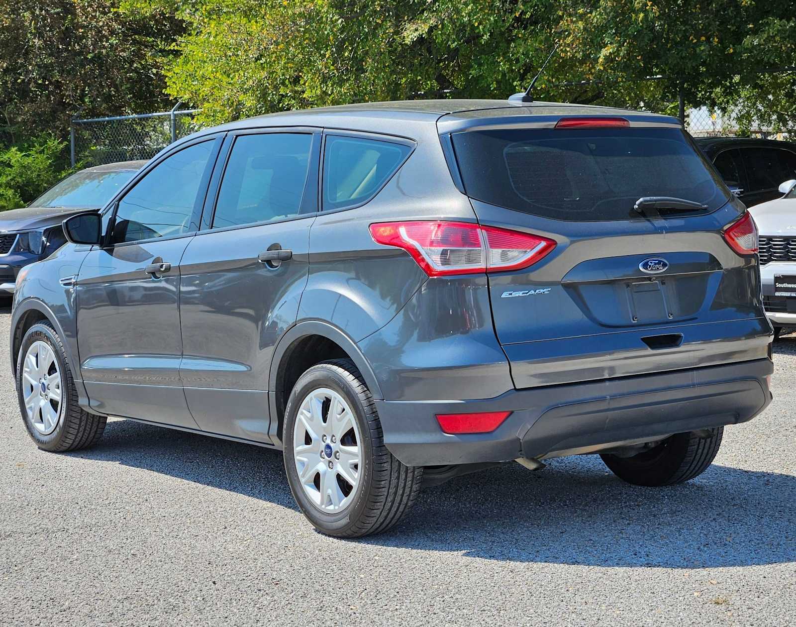 Thumbnail: 2015 Ford Escape - 3