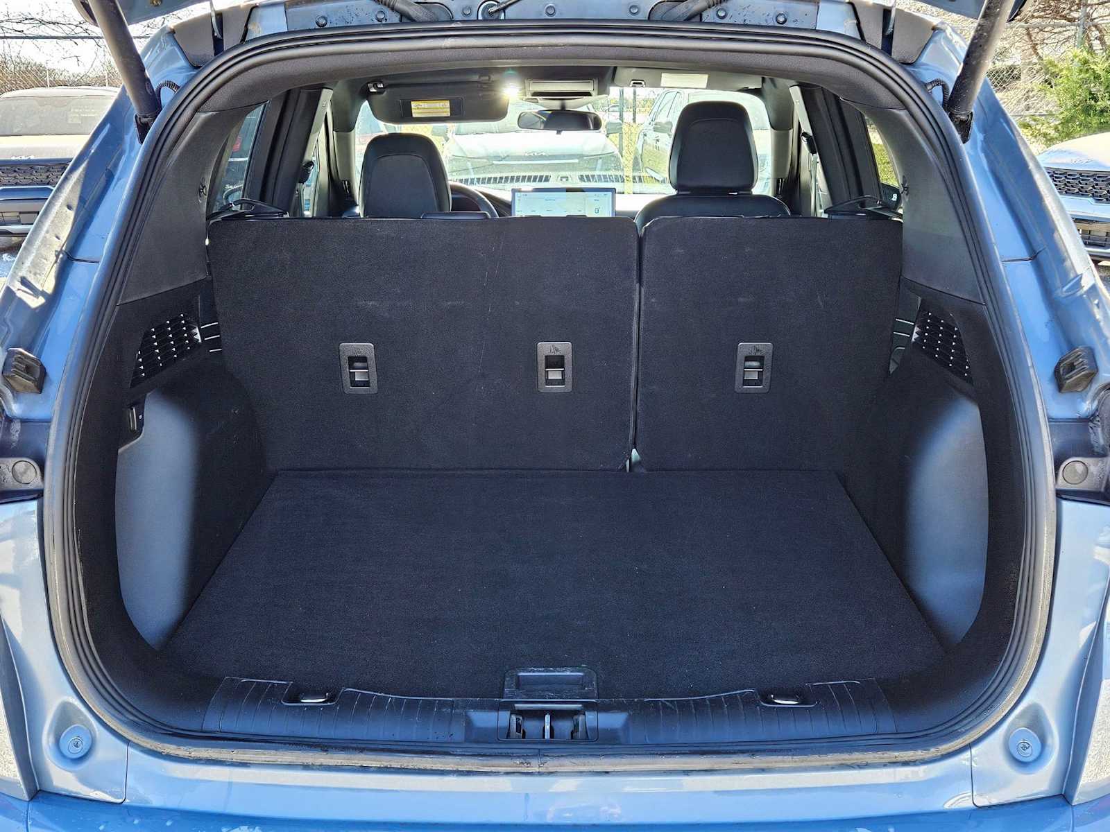 Thumbnail: 2023 Ford Escape - 22