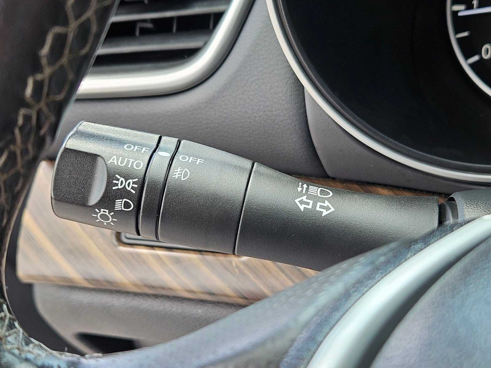 Thumbnail: 2017 Nissan Maxima - 24