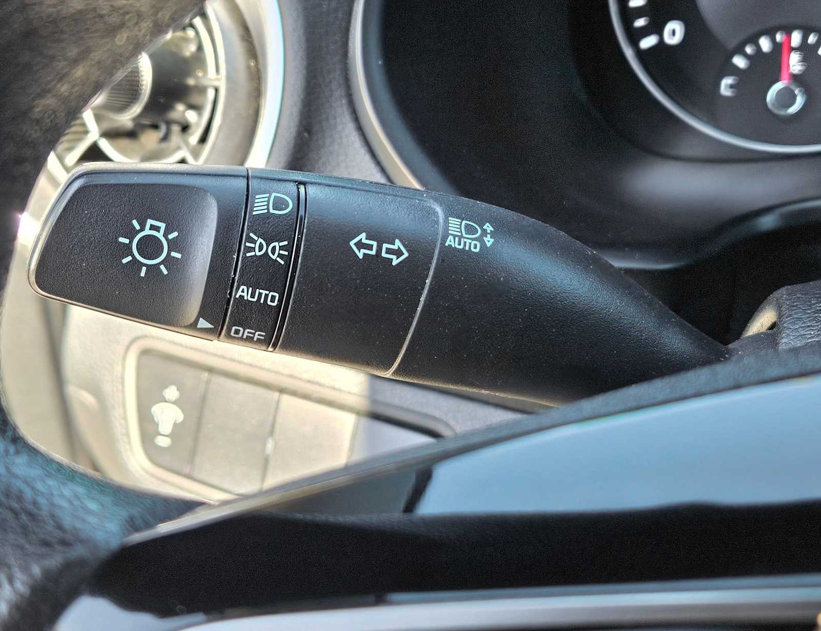 Thumbnail: 2024 Kia Forte - 27