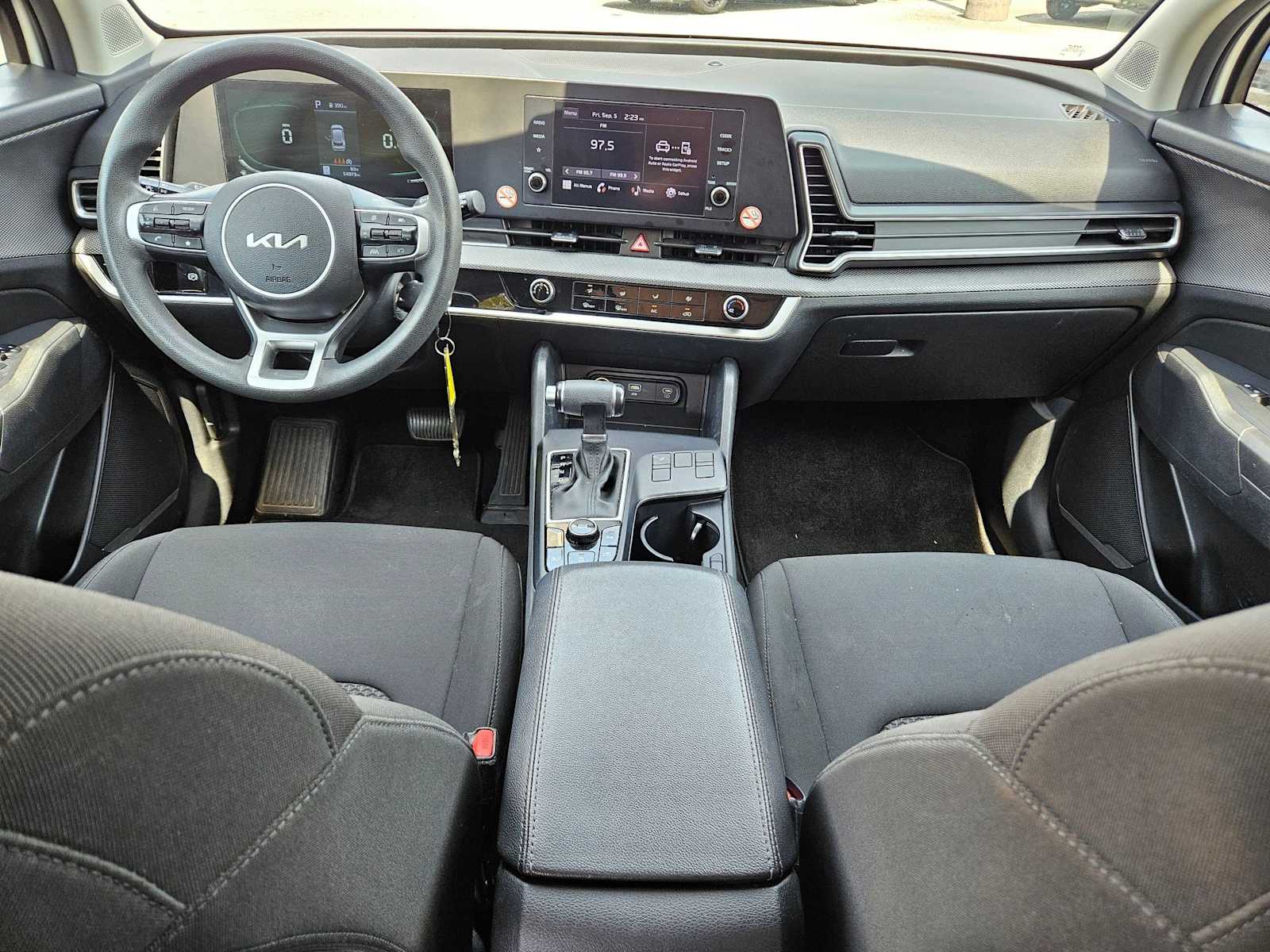 Thumbnail: 2023 Kia Sportage - 16