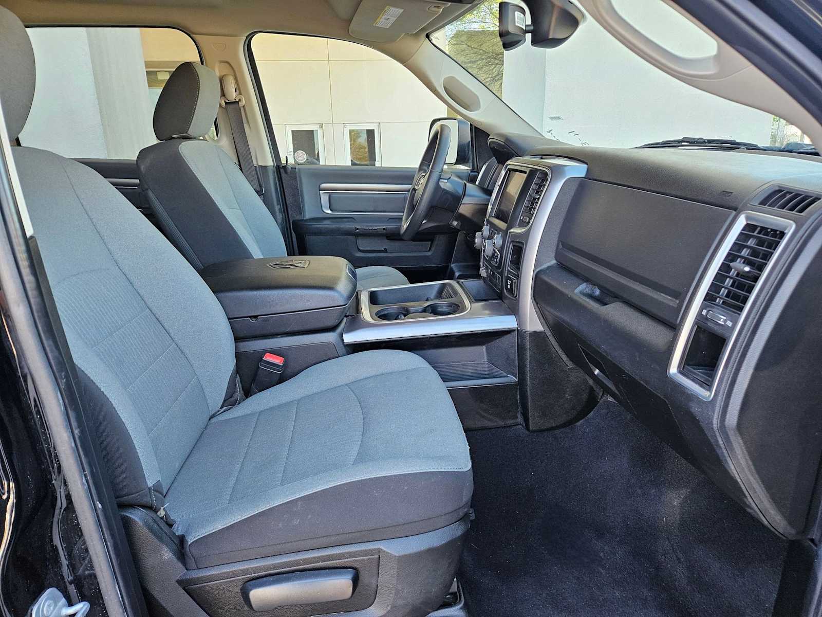 Thumbnail: 2023 RAM 1500 Classic - 13