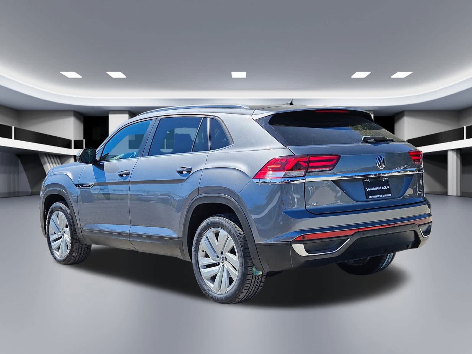 Thumbnail: 2022 Volkswagen Atlas - 4