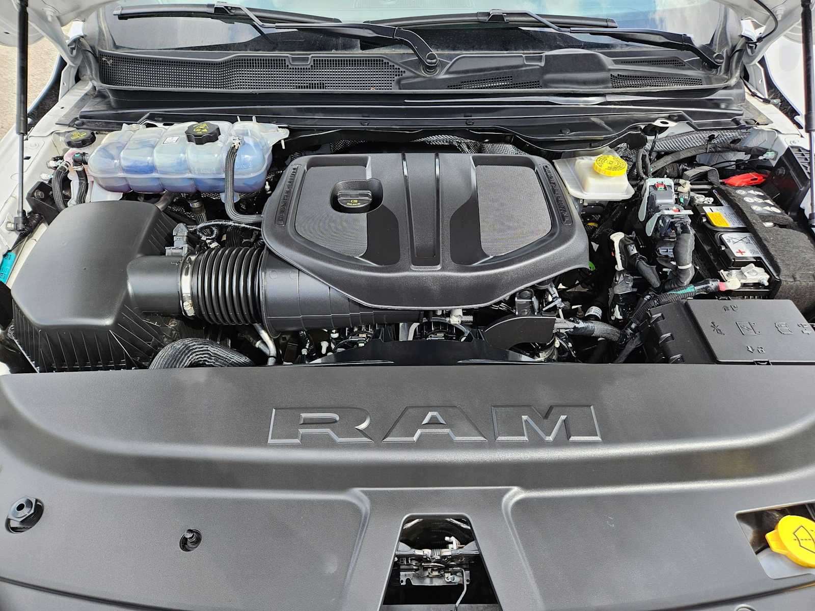 Thumbnail: 2025 RAM 1500 - 14