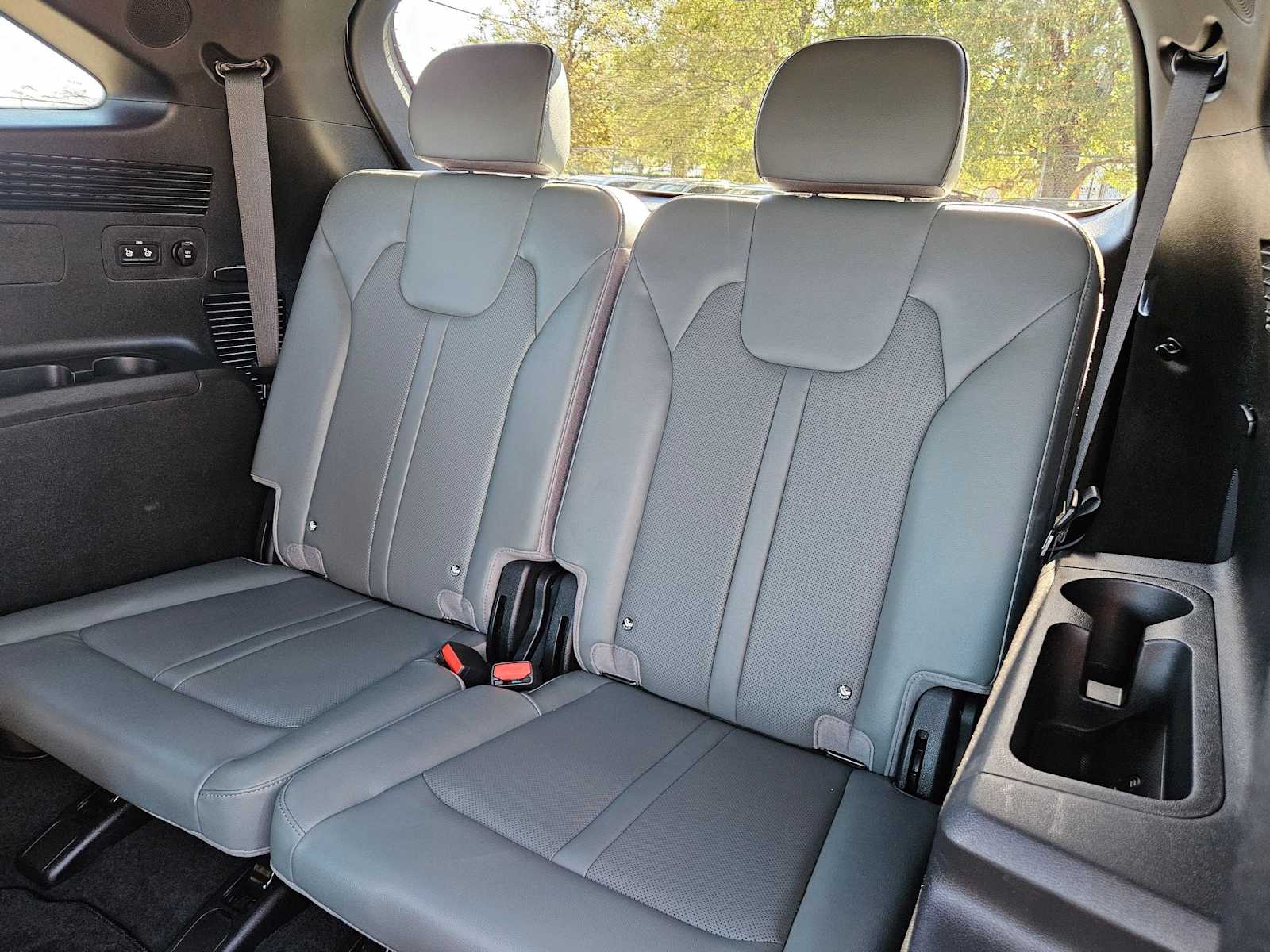 Thumbnail: 2024 Kia Sorento - 22